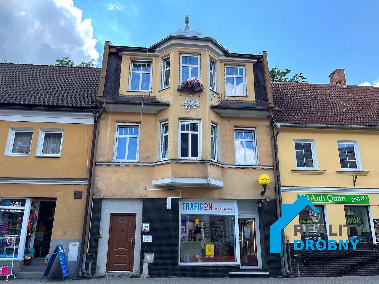 Prodej nájemního domu, činžáku 290 m²