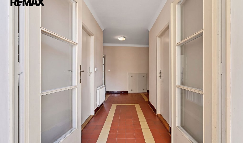 Pronájem kanceláře 130 m², Praha – náhled fotky 21
