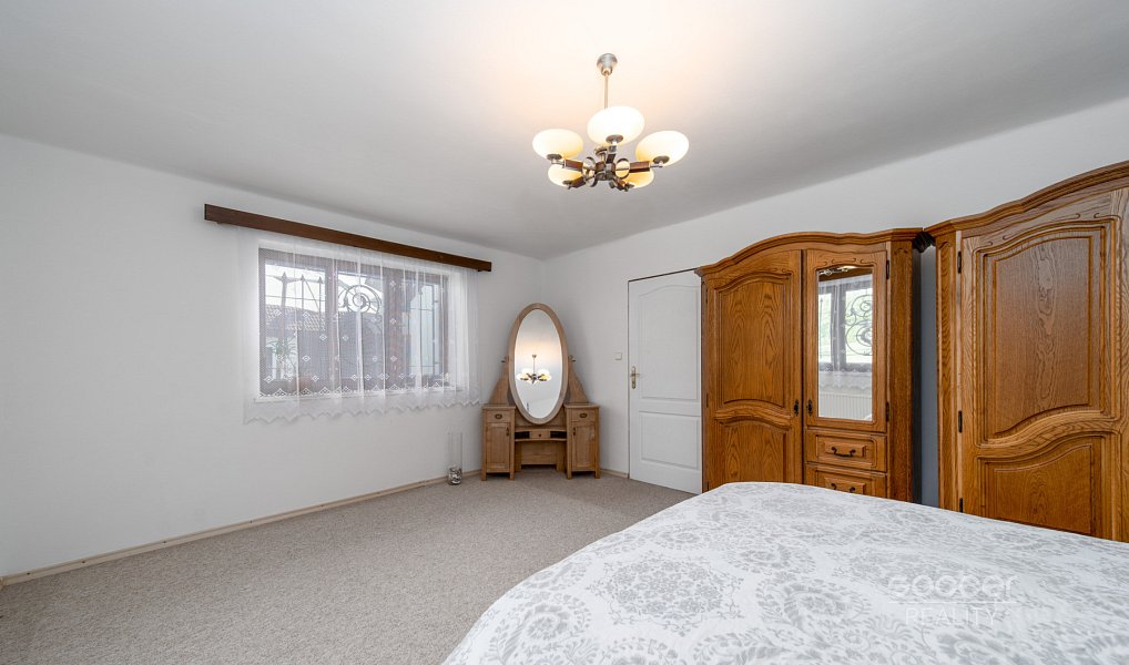 Pronájem domu 180 m² s pozemkem 1 662 m², Dobrovice – náhled fotky 10