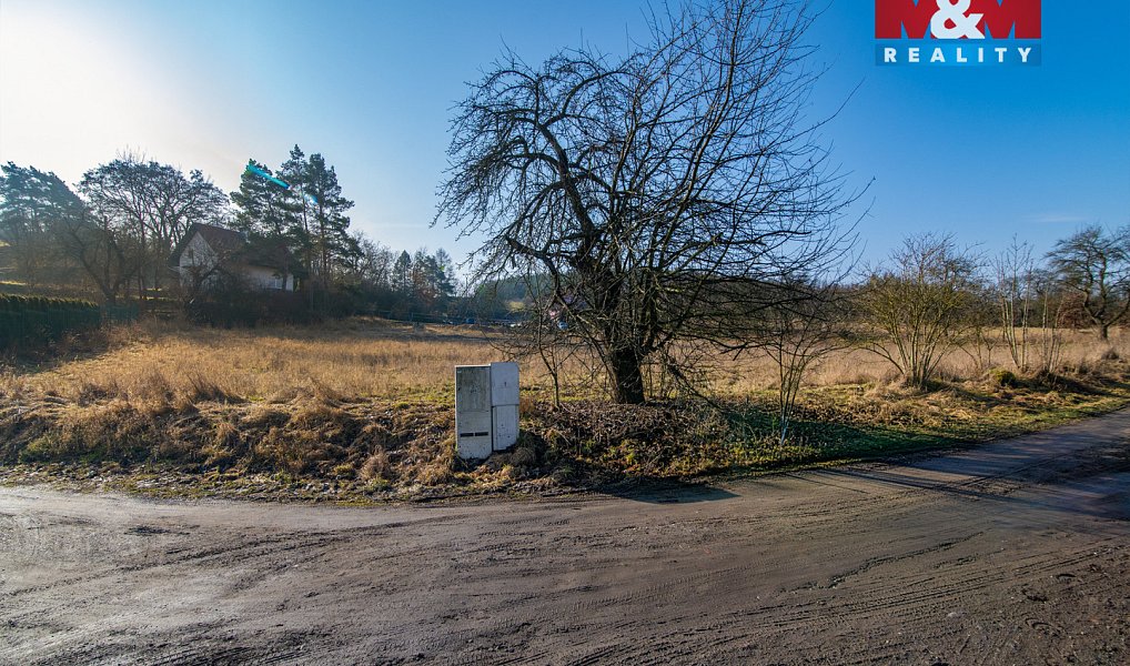 Prodej stavebního pozemku 2 343 m², Liběšice – náhled fotky 7