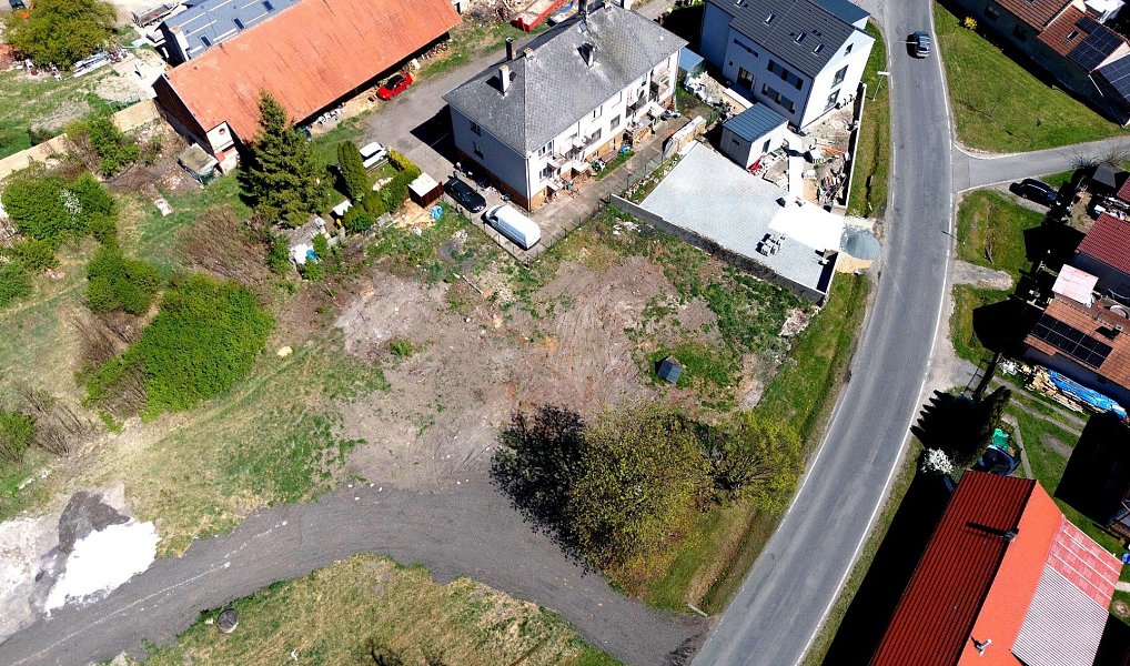 Prodej stavebního pozemku 647 m², Bobnice – náhled fotky 9