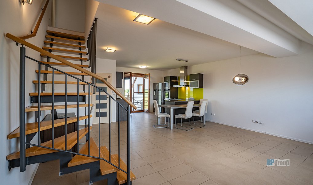 Prodej bytu 3+kk 300 m², Veleň – náhled fotky 3