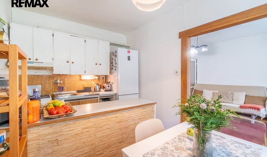 Prodej bytu 4+1 70 m², Praha – náhled fotky 3