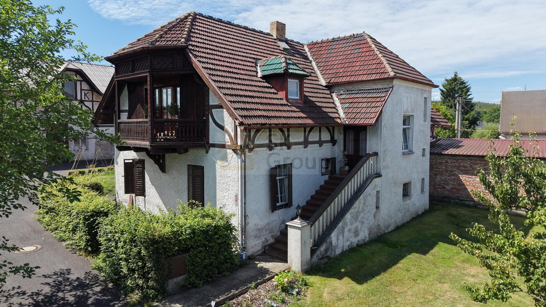 Prodej domu 700 m² s pozemkem 2 298 m²