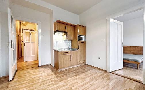 Pronájem bytu 2+kk 50 m², Prouzova, Praha 9 - Vysočany