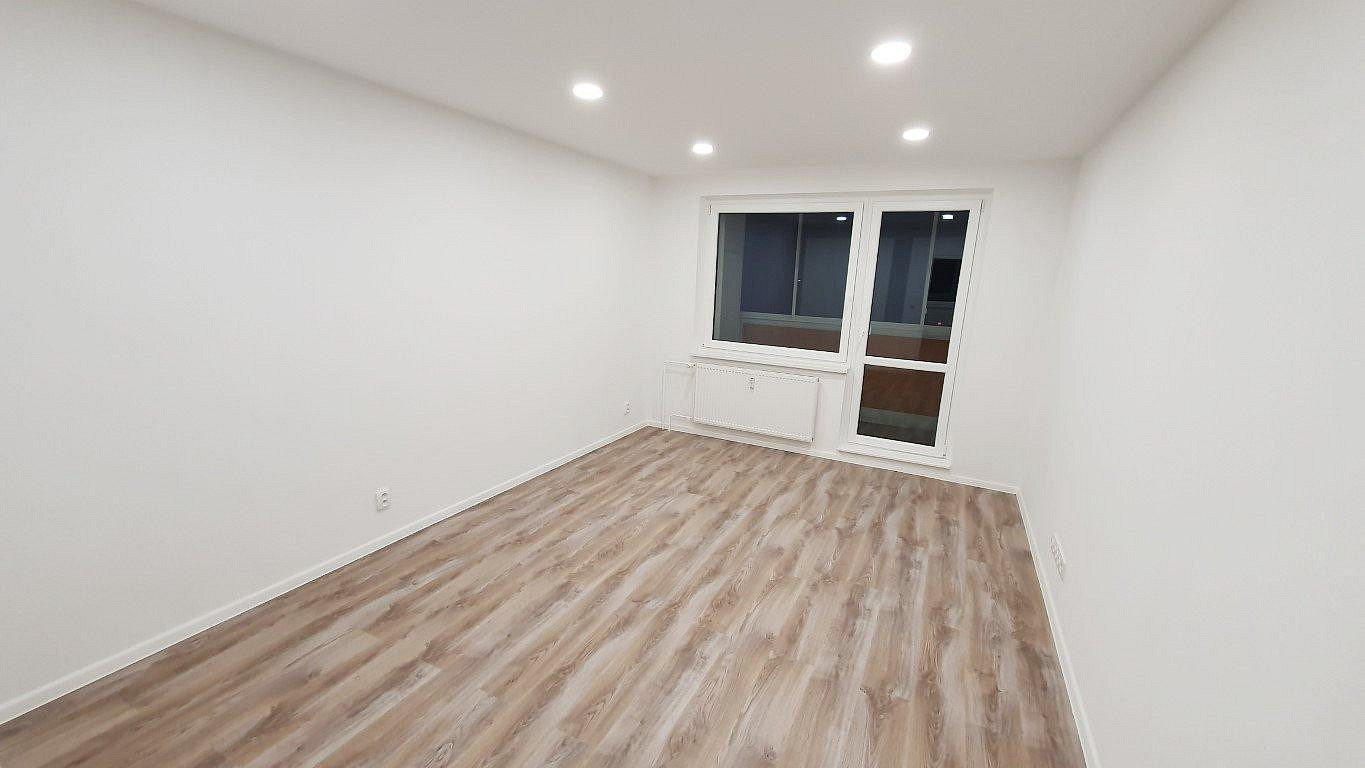 Pronájem bytu 3+1 50 m² – fotografie 3