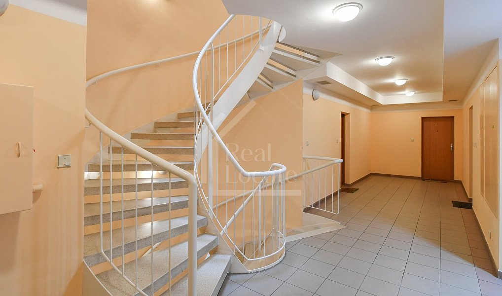 Prodej bytu 2+kk 60 m², Praha – náhled fotky 10