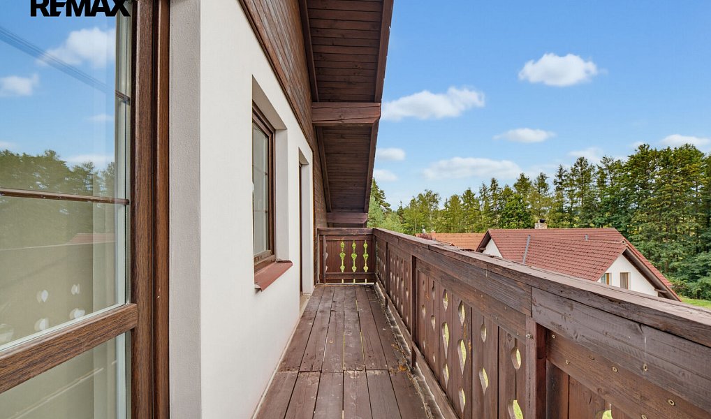 Prodej domu 257 m² s pozemkem 777 m², Sázava – náhled fotky 10