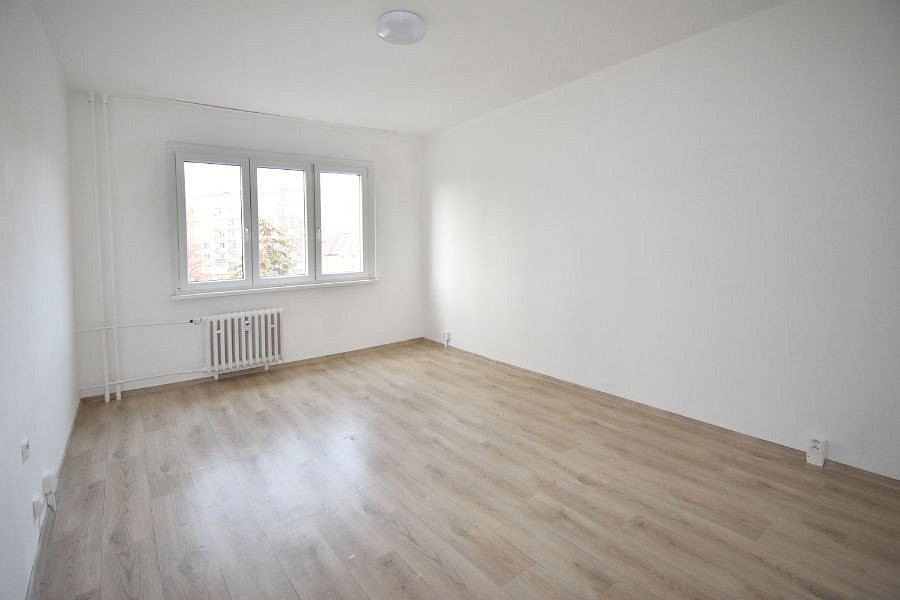 Pronájem bytu 2+1 54 m² – fotografie 4