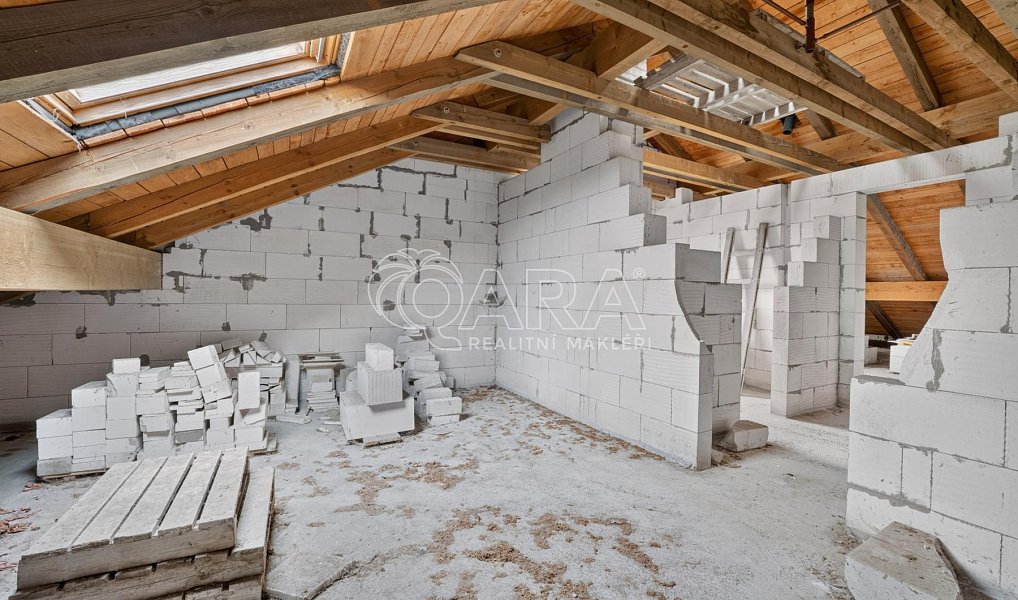 Prodej domu 170 m² s pozemkem 612 m², Lišany – náhled fotky 40