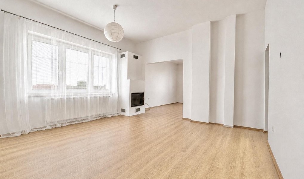 Prodej domu 124 m² s pozemkem 299 m², Kolín – náhled fotky 2