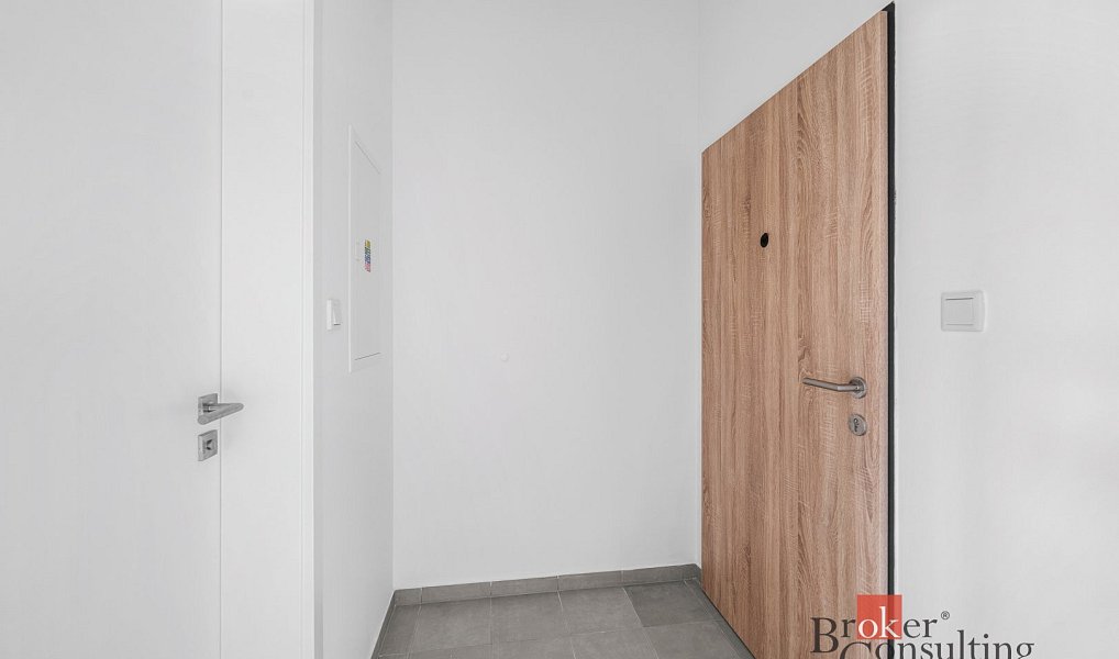 Pronájem bytu 1+kk 27 m², Plzeň – náhled fotky 5