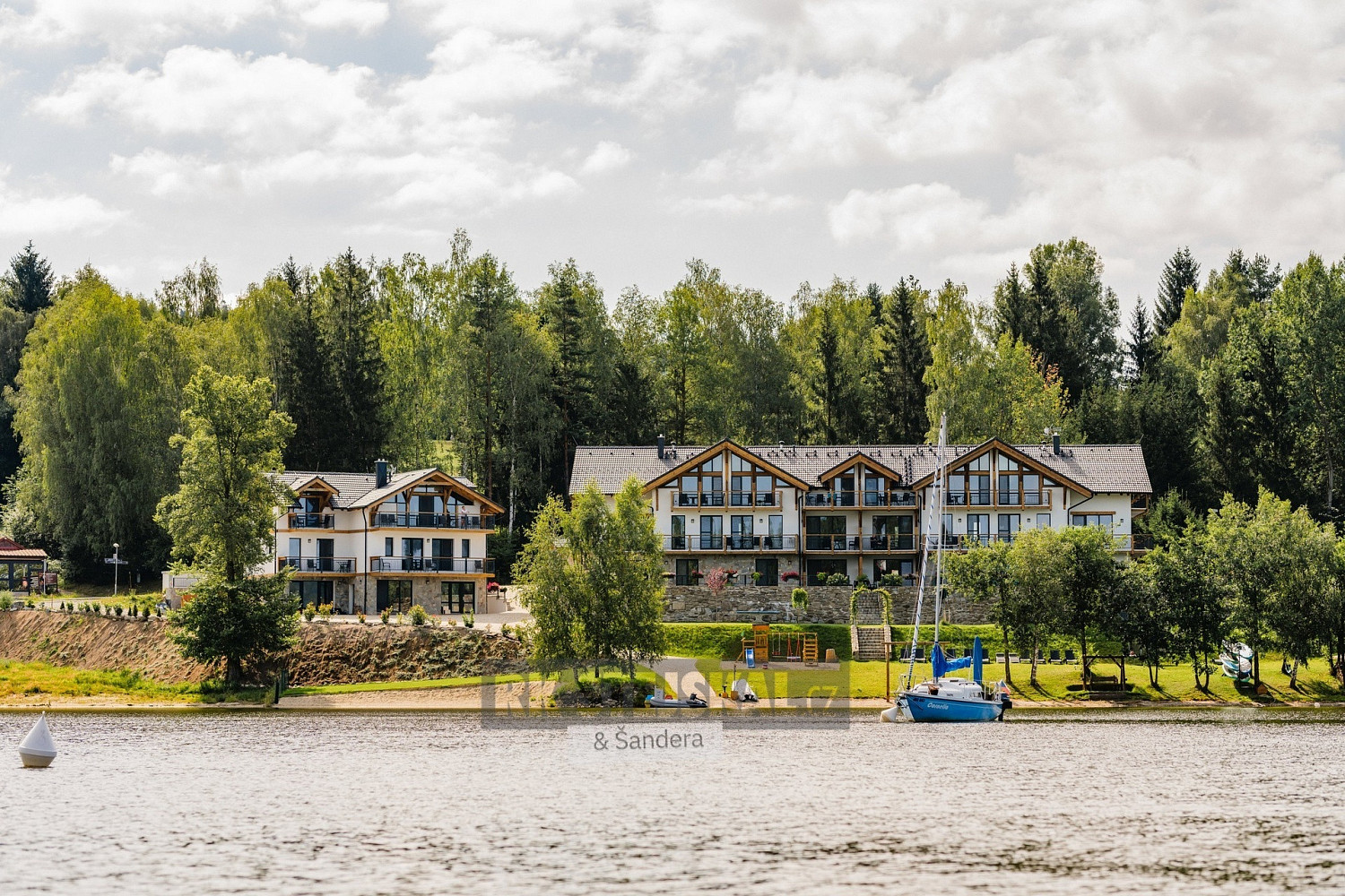 Pronájem bytu 2+kk 58 m² – fotografie 4