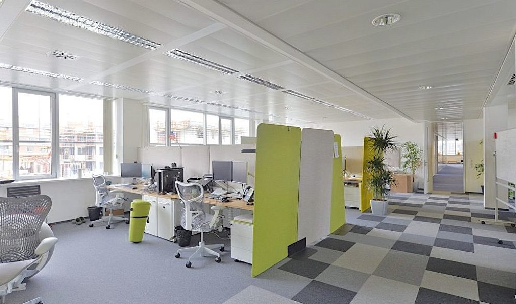 Pronájem kanceláře 338 m², Ořech – náhled fotky 3