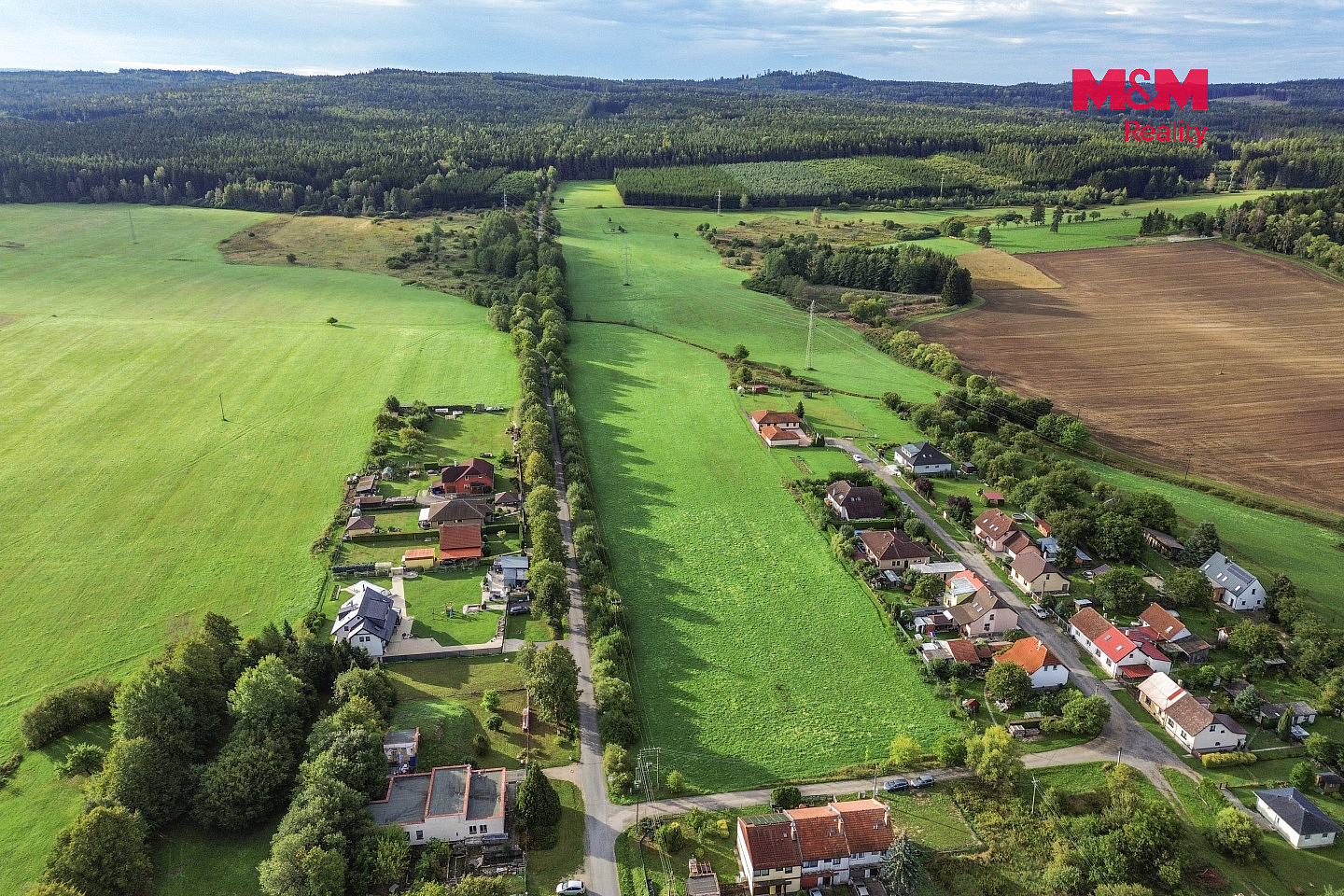 Prodej stavebního pozemku 16 539 m² – fotografie 3