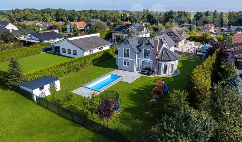 Pronájem domu 189 m² s pozemkem 1 140 m², Zlatá – náhled fotky 18