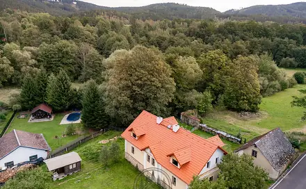 Prodej domu 248 m² s pozemkem 1 427 m², Milíkov, okres Cheb
