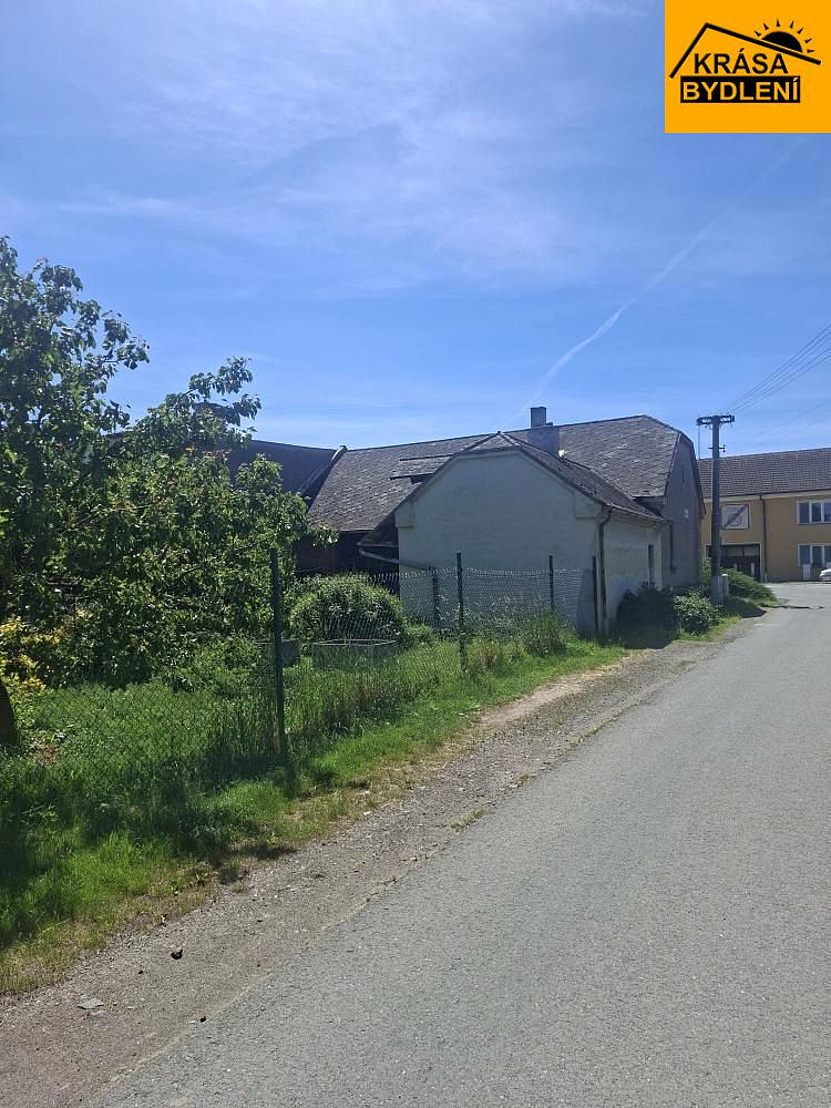 Prodej domu 100 m² s pozemkem 770 m² — photo 2