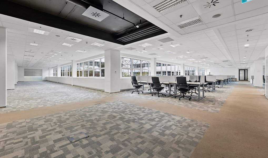 Pronájem komerčního prostoru, 607 m², Praha