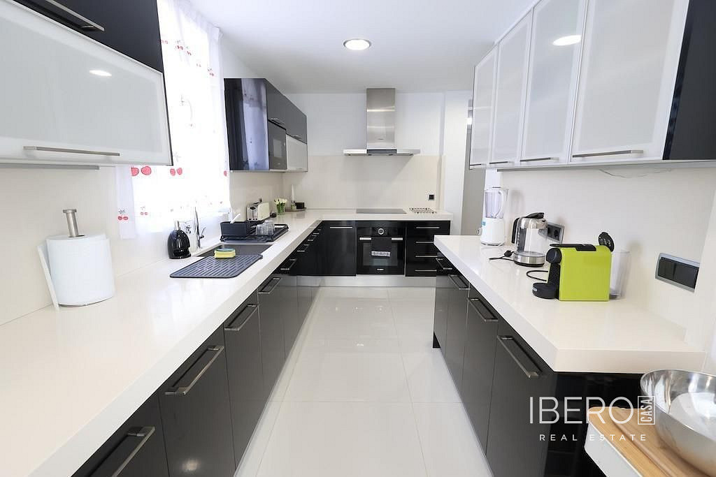 Prodej domu 222 m² s pozemkem 415 m² — photo 4