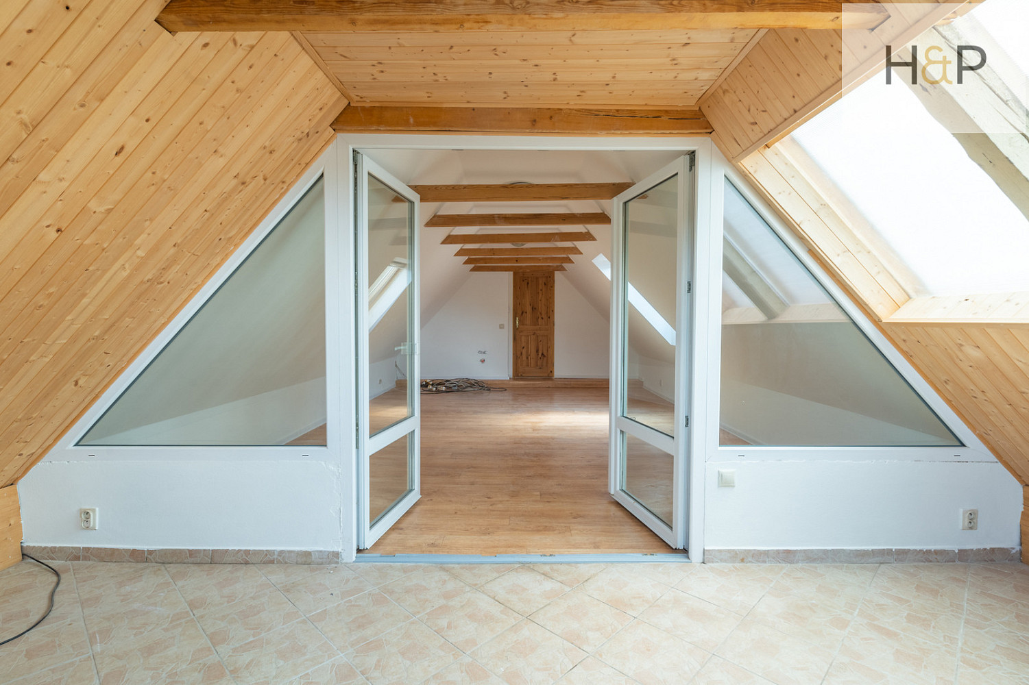 Prodej bytu 2+kk 75 m² – fotografie 3