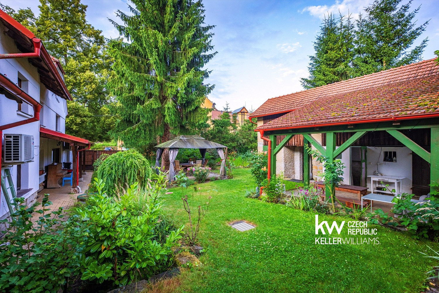 Prodej domu 340 m² s pozemkem 1 529 m² – fotografie 4