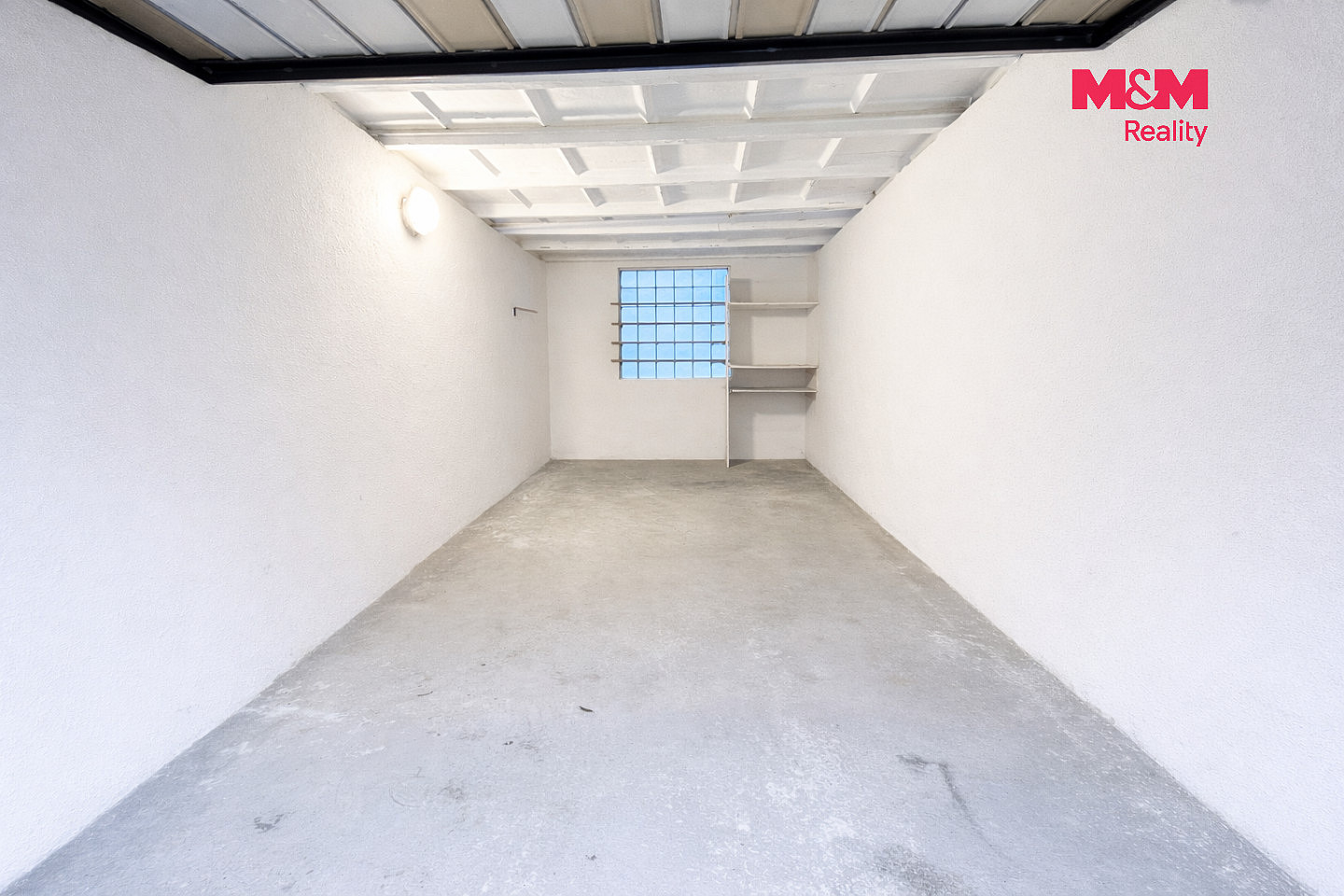 Prodej garáže, 32 m2, Ivančice, ul. Slunečná – fotografie 2