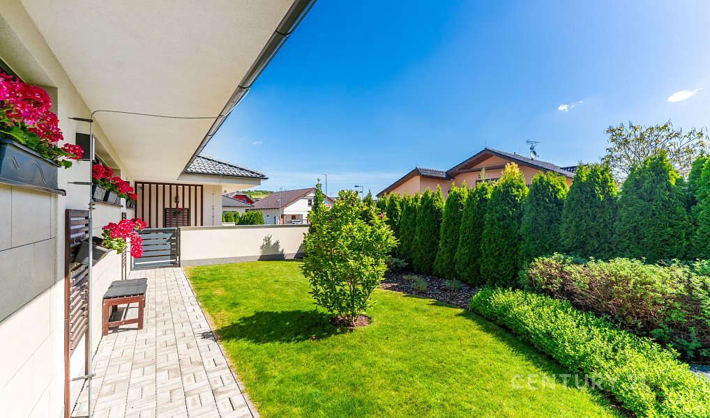 Prodej domu 148 m² s pozemkem 796 m², Lány – náhled fotky 33