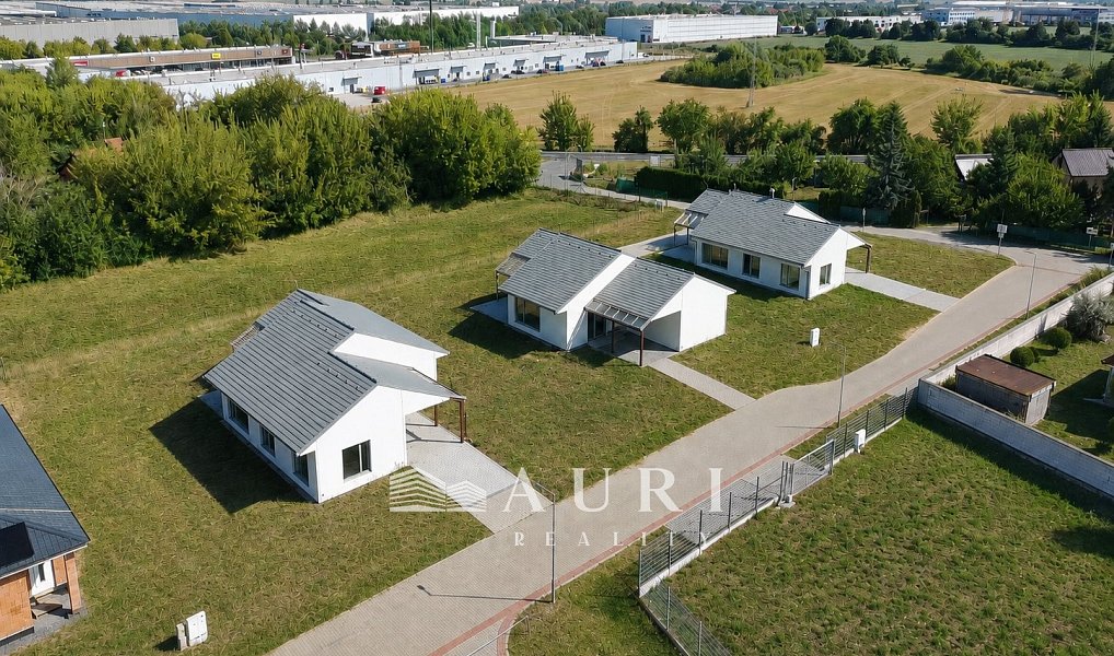 Prodej domu 158 m² s pozemkem 1 020 m², Kozomín – náhled fotky 12