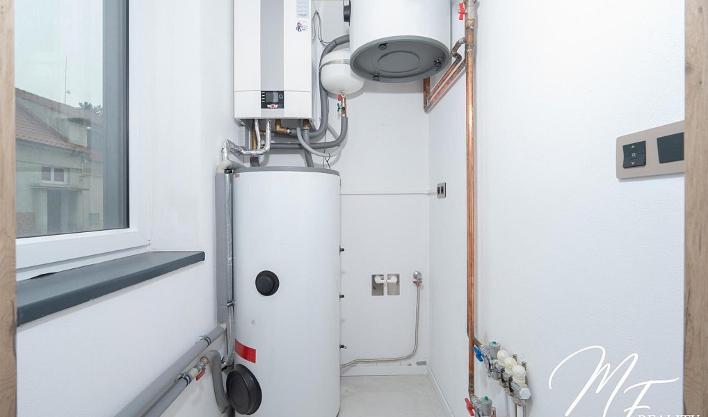 Prodej domu 106 m² s pozemkem 278 m², Chrást – náhled fotky 16