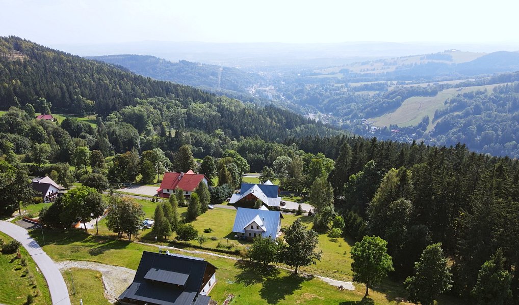Prodej domu 114 m² s pozemkem 1 760 m², Strážné – náhled fotky 21