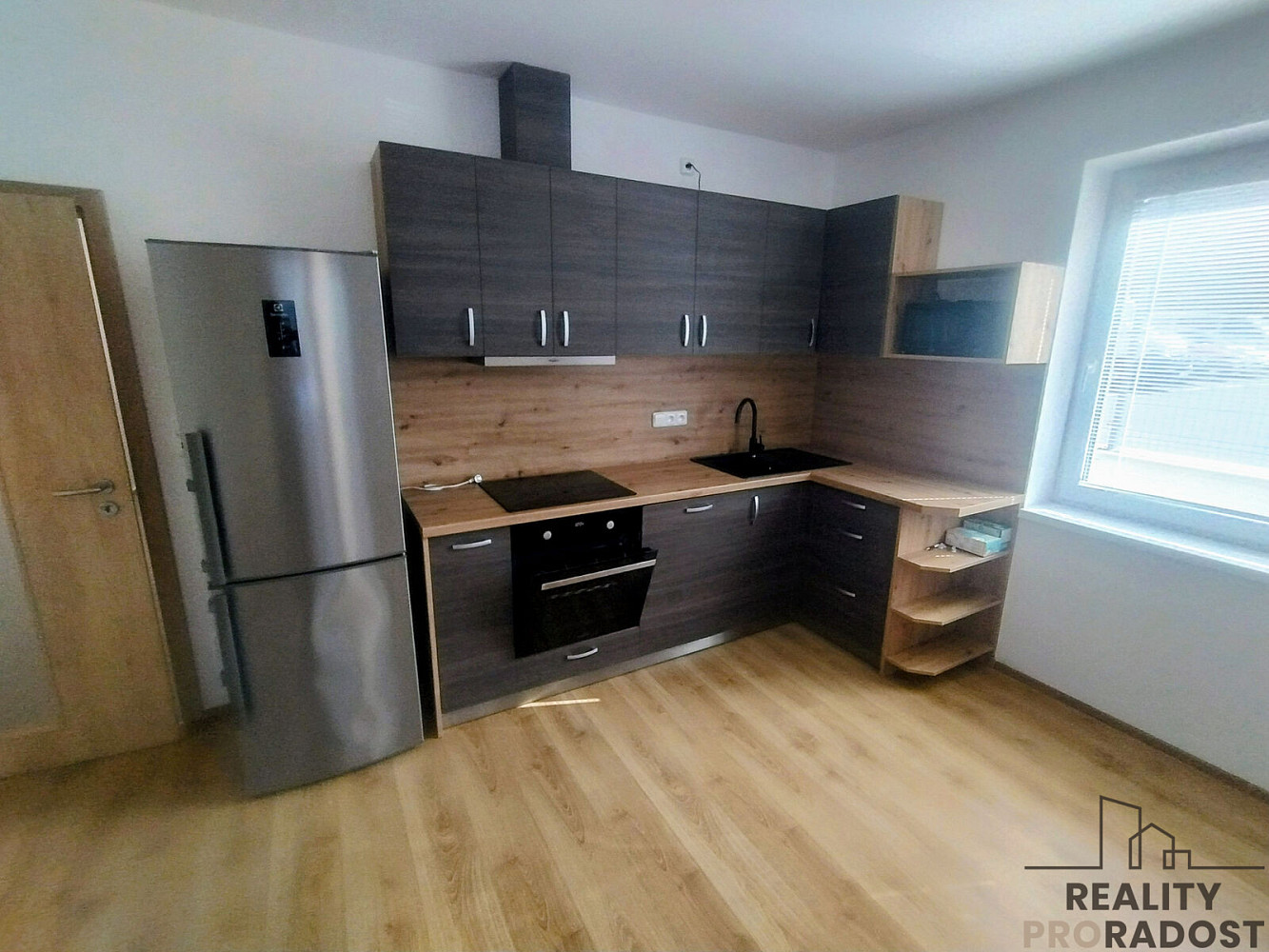 Pronájem bytu 2+kk 48 m² – fotografie 5