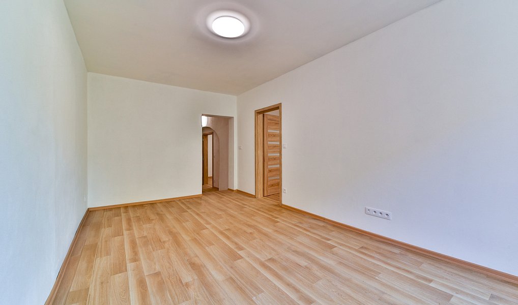 Pronájem bytu 4+kk 73 m², Jihlava – náhled fotky 3