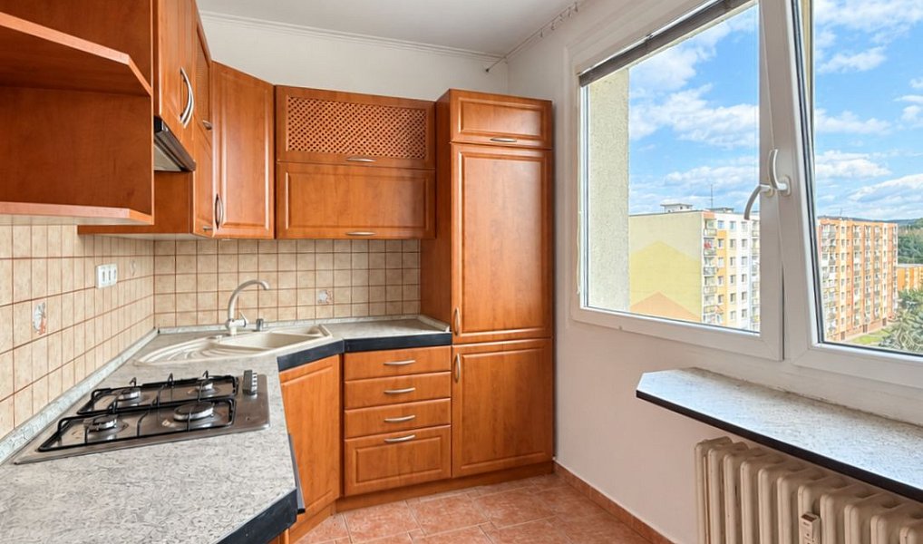 Pronájem bytu 2+1 62 m², Chomutov – náhled fotky 3
