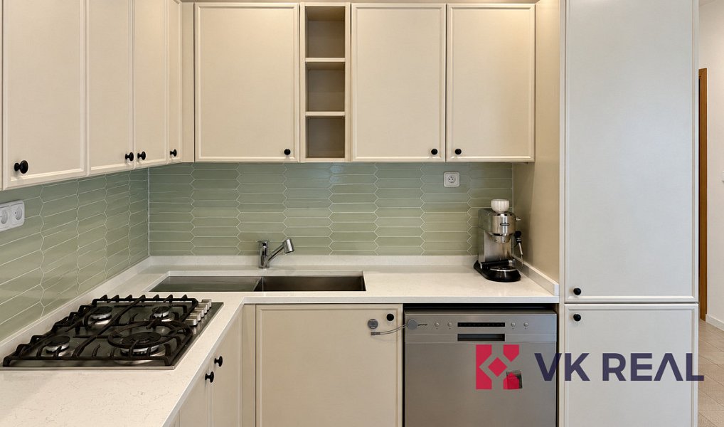Pronájem bytu 2+kk 61 m², Praha – náhled fotky 4