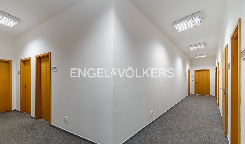 Pronájem kanceláře 34 m², Praha – náhled fotky 7