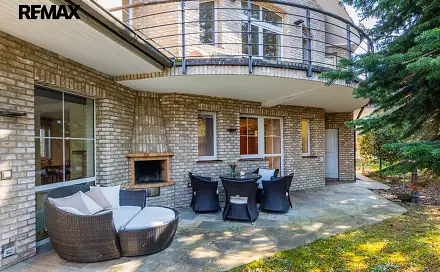 Prodej kanceláře 433 m², U zahrádek, Praha 10 - Benice
