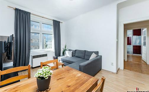 Prodej bytu 3+kk 55 m², U vody, Praha 7 - Holešovice