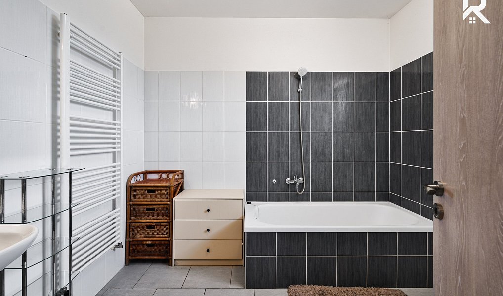 Prodej nájemního domu, činžáku 617 m², Drnholec – náhled fotky 37