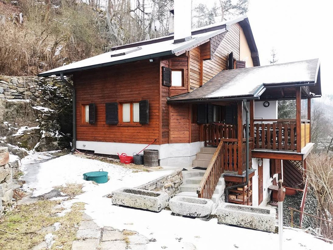Prodej chaty/chalupy 90 m² s pozemkem 780 m² - Widok 2