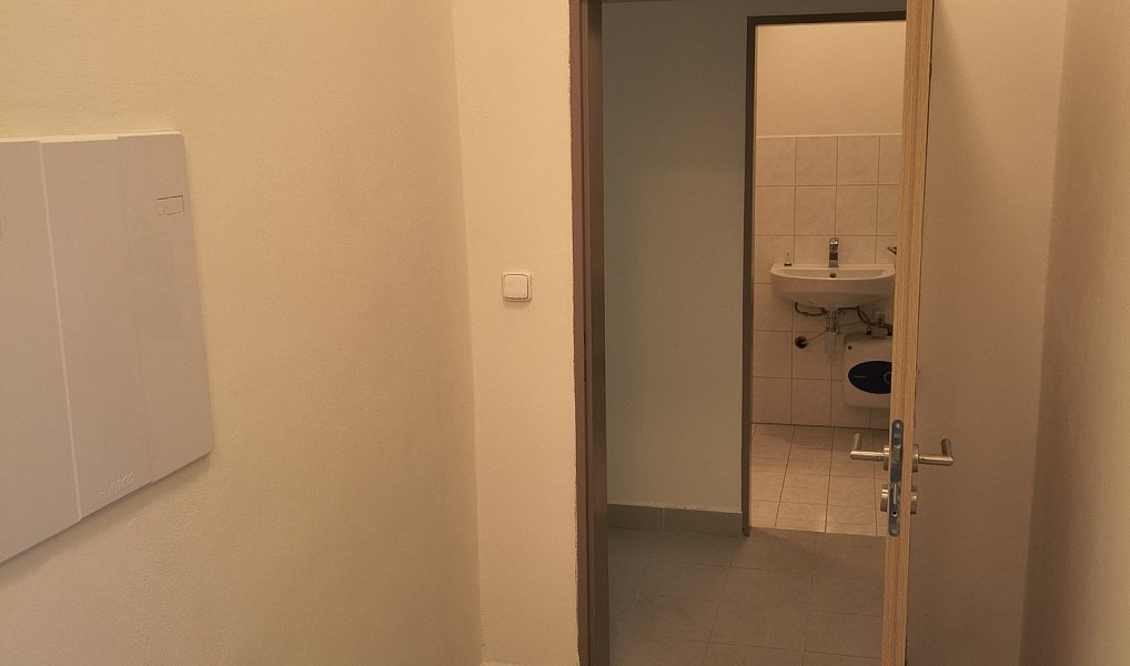 Prodej kanceláře 64 m², Mariánské Lázně – náhled fotky 10