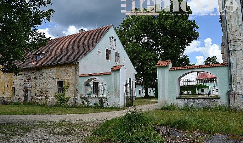 Prodej domu 11 429 m² s pozemkem 31 573 m², Hatín – náhled fotky 11