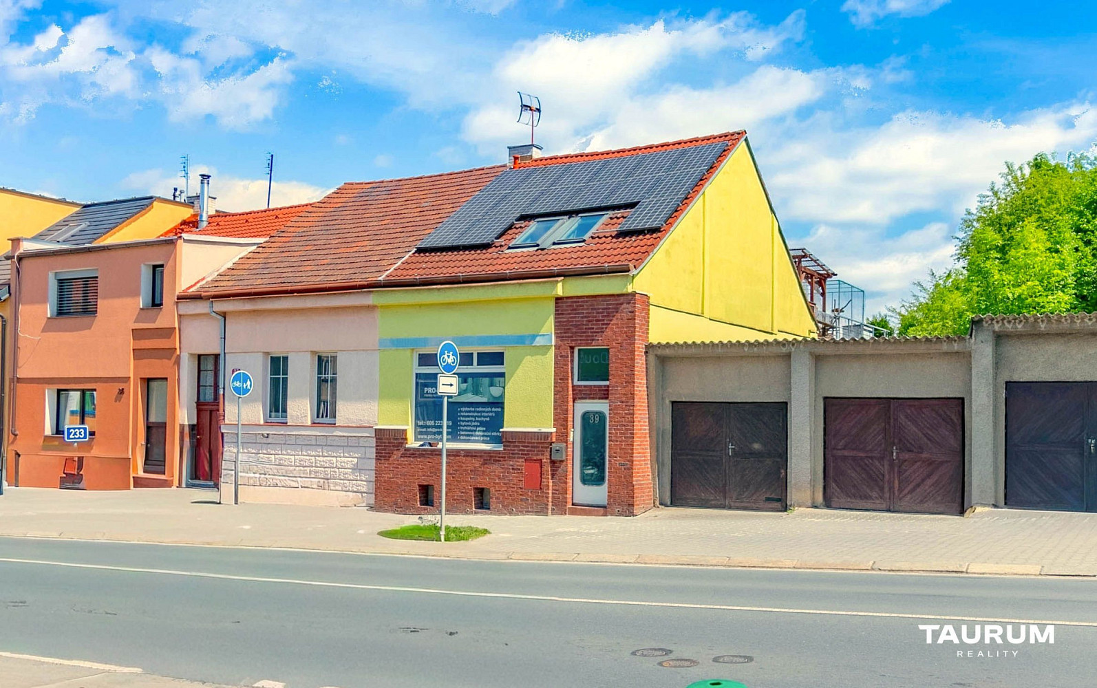 Prodej domu 186 m² s pozemkem 191 m²