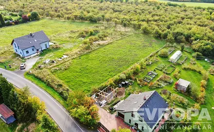 Prodej stavebního pozemku 2 000 m², Svojkov, okres Česká Lípa