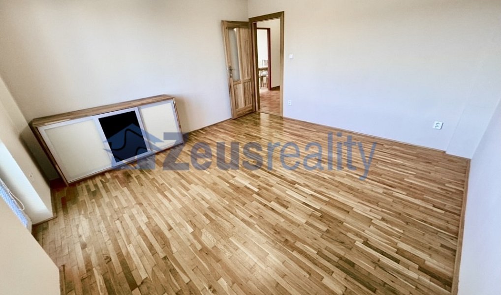 Pronájem bytu 2+1 65 m², Praha – náhled fotky 9