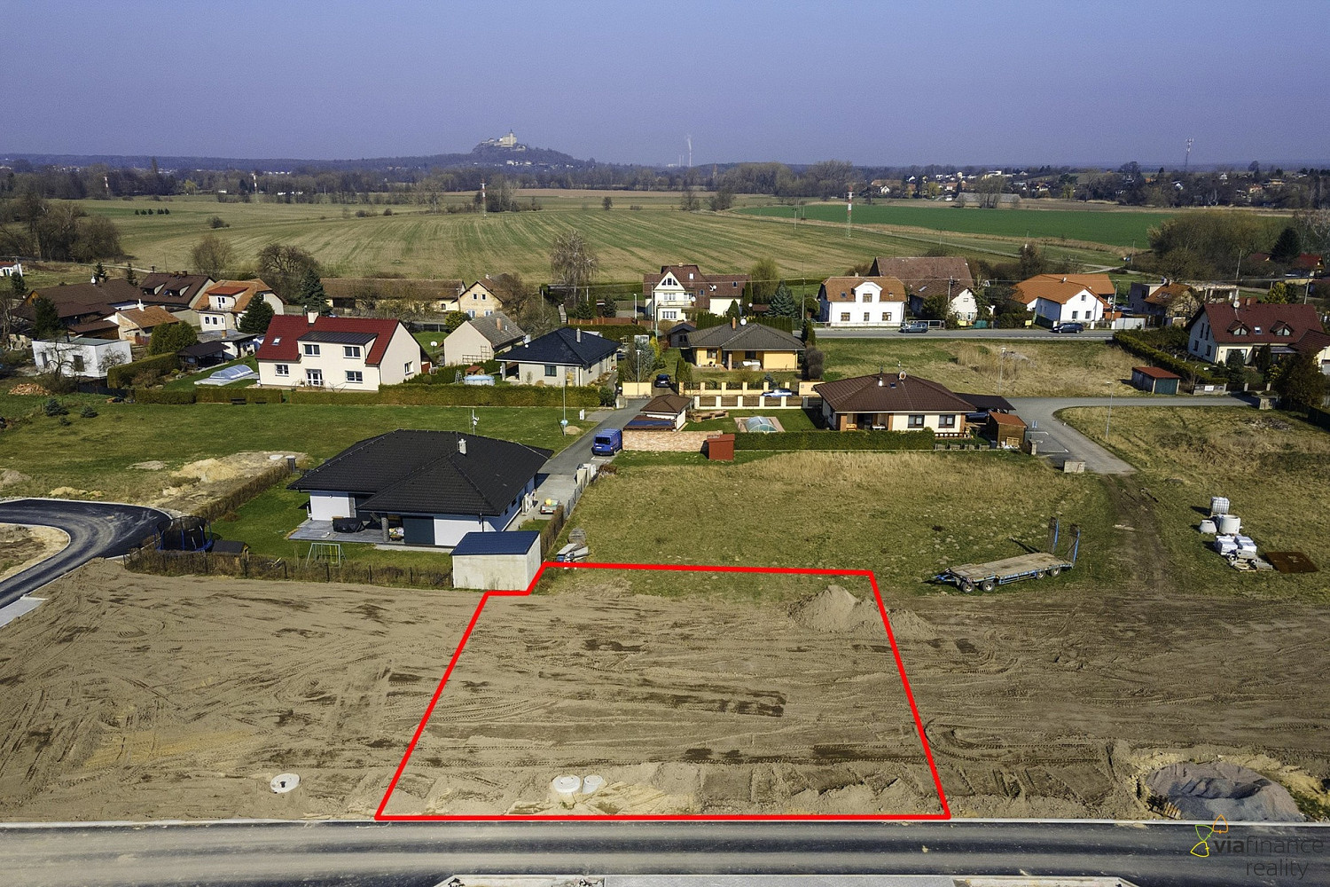 Prodej stavebního pozemku 678 m² – fotografie 3