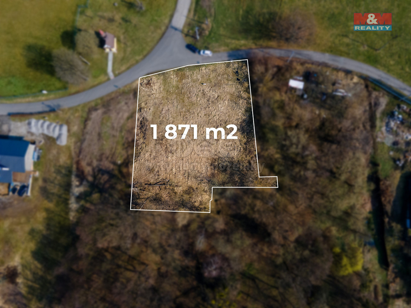 Prodej stavebního pozemku 1 871 m²