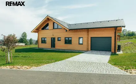 Prodej domu 153 m² s pozemkem 1 087 m², Vacov, okres Prachatice