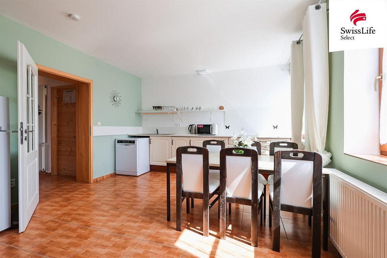 Pronájem ubytovacího objektu 180 m² – fotografie 3