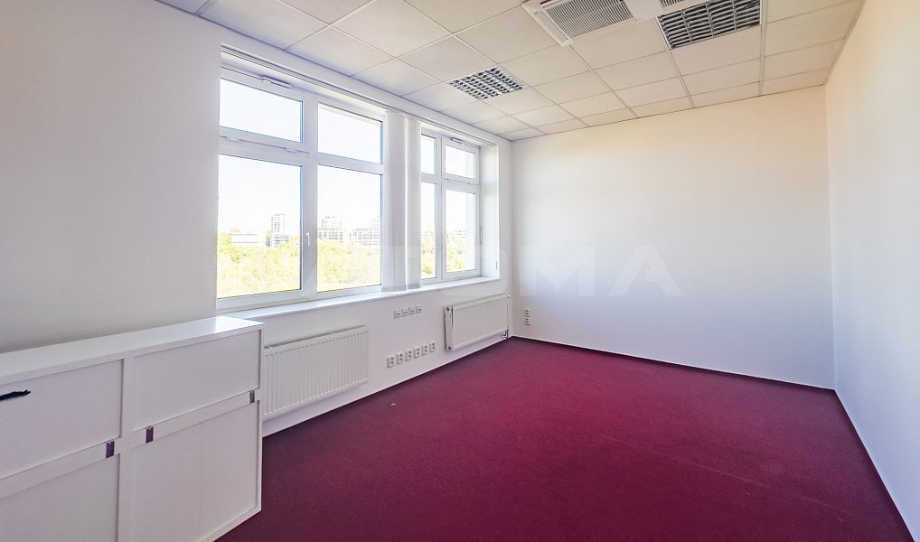 Pronájem kanceláře 551 m², Praha – náhled fotky 4
